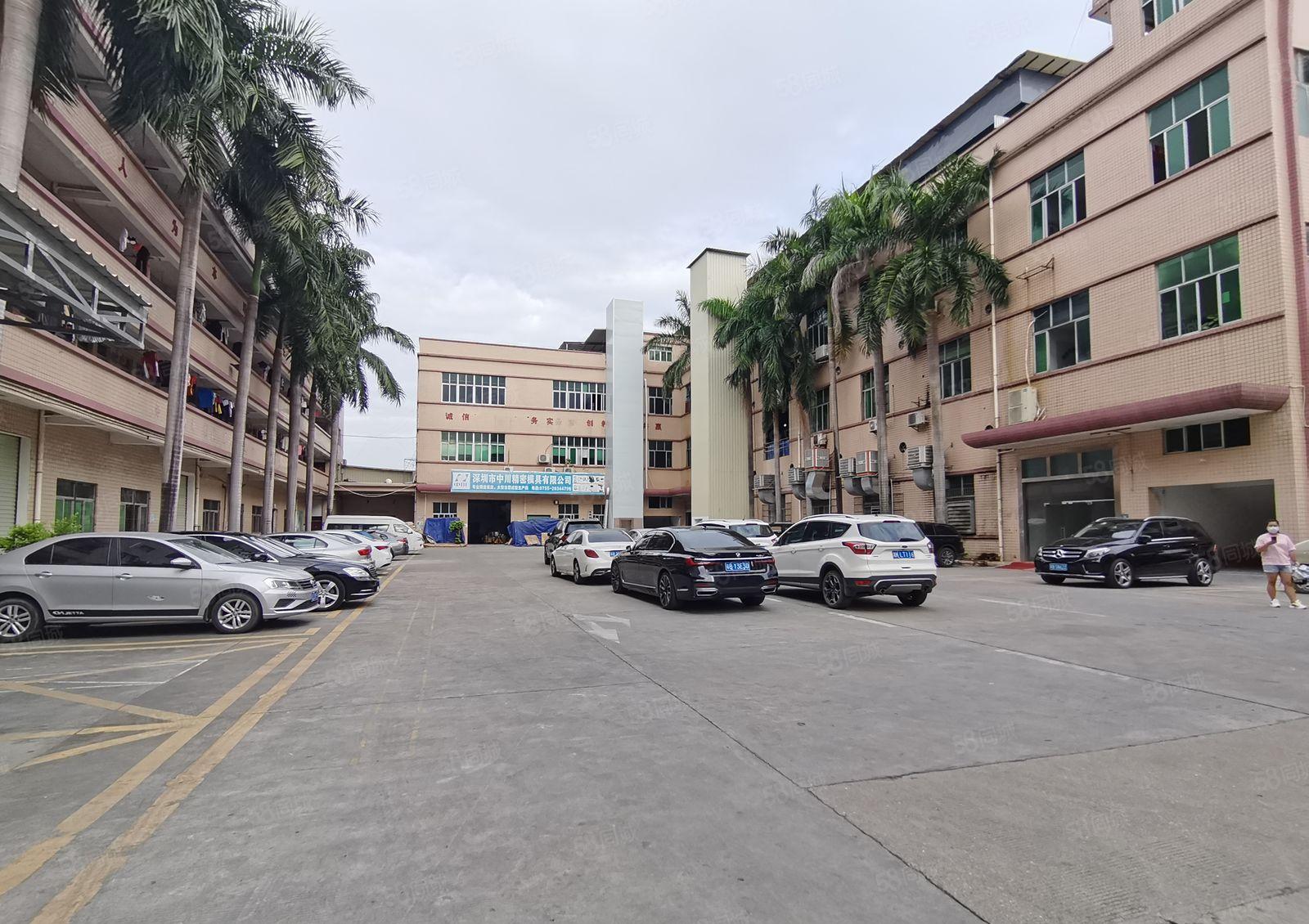 平湖高速口辅城坳原房东1楼3楼各1200平厂房仓库出租可环评