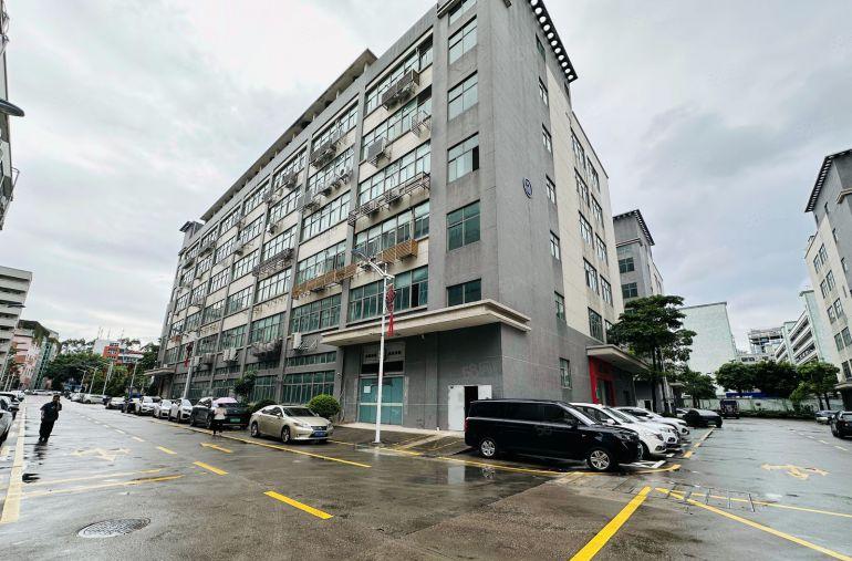 龙岗宝龙8000平原房东工业园红本独院厂房出租可办环评