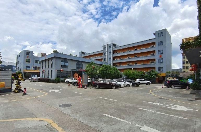 （带家具）龙岗地铁口新出400平精装修研发办公室仓库厂房