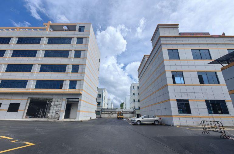 龙岗宝龙地铁站村委独门独院8000平精装办公厂房仓库出租