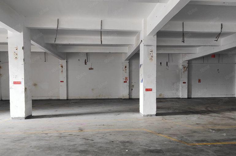 龙岗吉祥新出一楼1000平标准厂房仓库出租园区空地大可分租