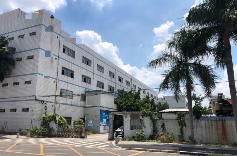 龙东地铁站300米原房东独门独院厂房7000平，大小可分租