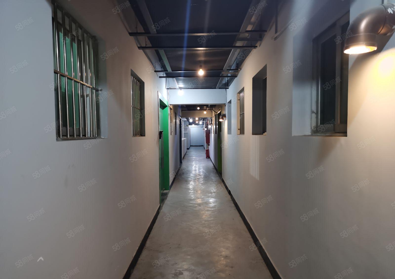 杨美地铁站带装修150平200平300平办公电商仓库出租