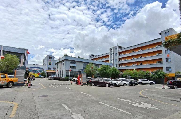 龙岗龙城广场地铁口电商园300方精装修办公室厂房仓库出租