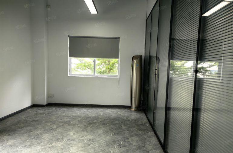 横岗六约工业园区原房东红本3楼1000平方带装修水电齐可分租