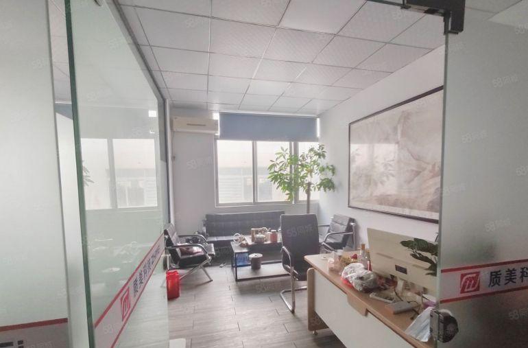 龙岗六约工业园二楼厂房800平方出租大小可分租形象好易招工