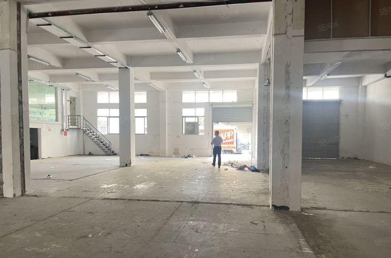 平湖华南城豪华装修厂房一楼2000平出租可做展厅汽修物流办公