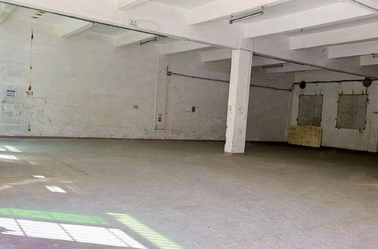 大康一楼1000平厂房，空地大好进车！