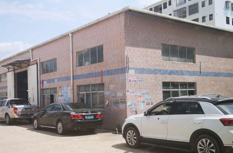 新出靓盘！横岗工业园4000平独院厂仓库出租低价20元出租