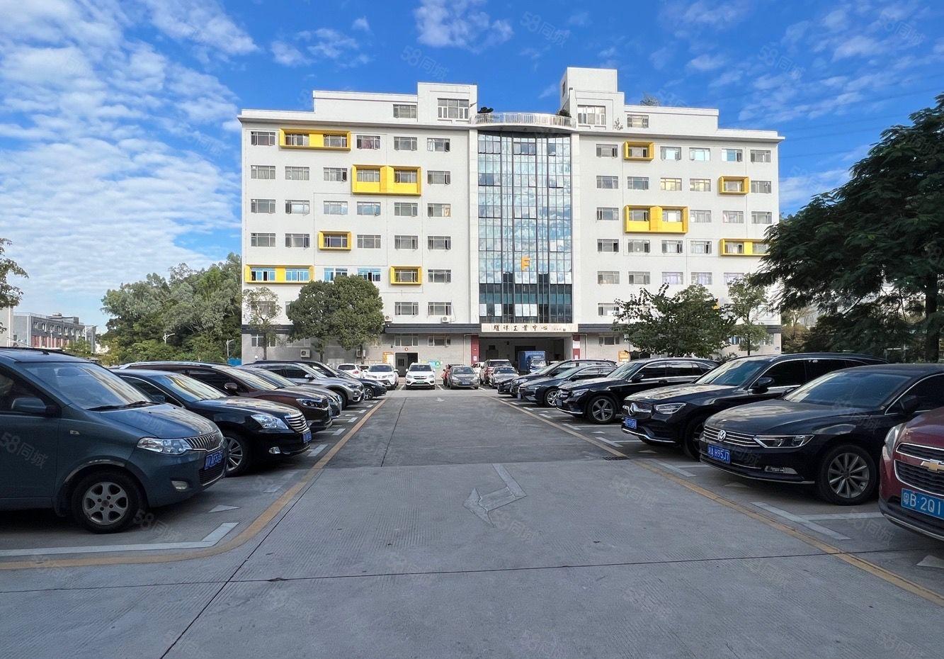 地铁口！带装修！横岗原房东红本厂房低价出租带卸货平带四部货梯