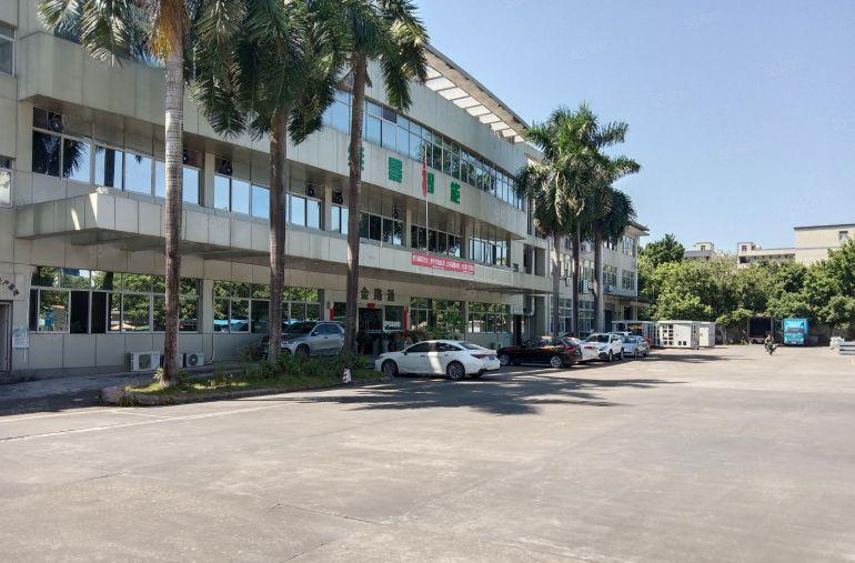 500平深圳市龙岗区坪地低价厂房出租原房东独门独院离主干道近