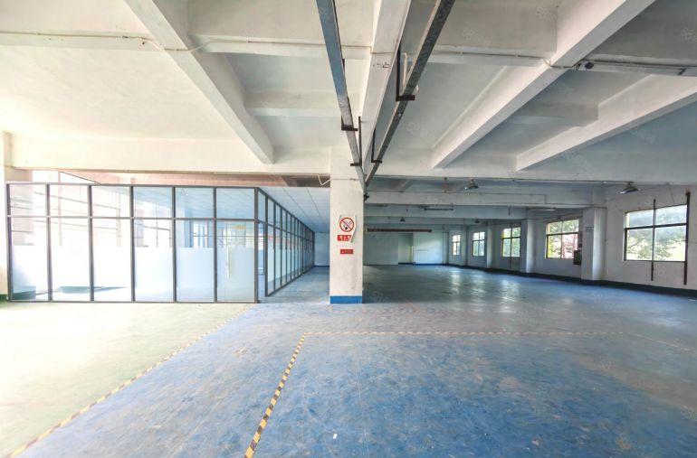 龙岗同乐工业园新出一楼首层！外观形象好气质佳！原房东有红本！