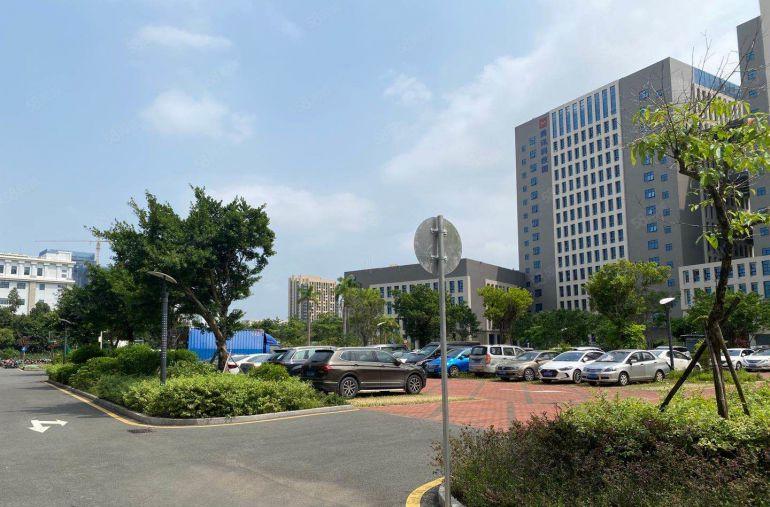 特价18租横岗原房东精装厂房600平现成水电电梯口可拎包入住