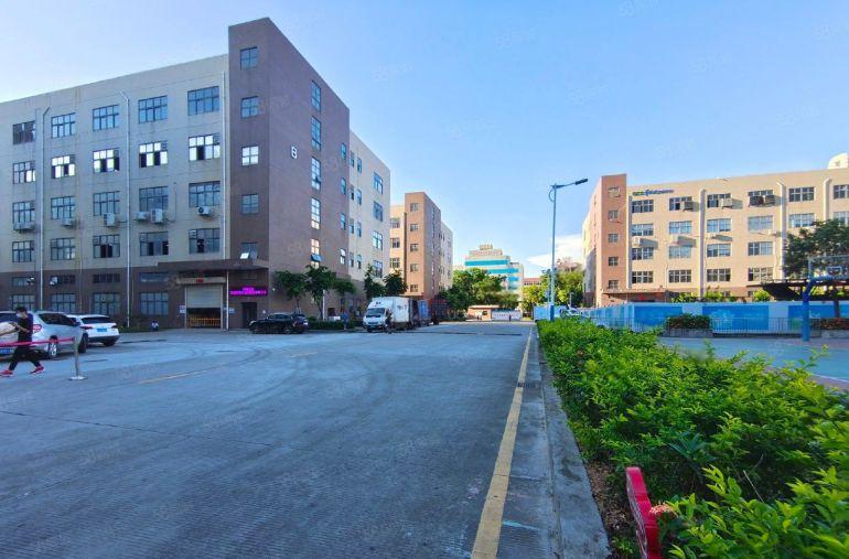 平湖富民工业区原房东实际面积单层5000平带装修厂房仓库出租