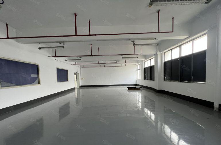 坂田地铁口电商办公仓库980平方研发厂房出租现成办公室带精装