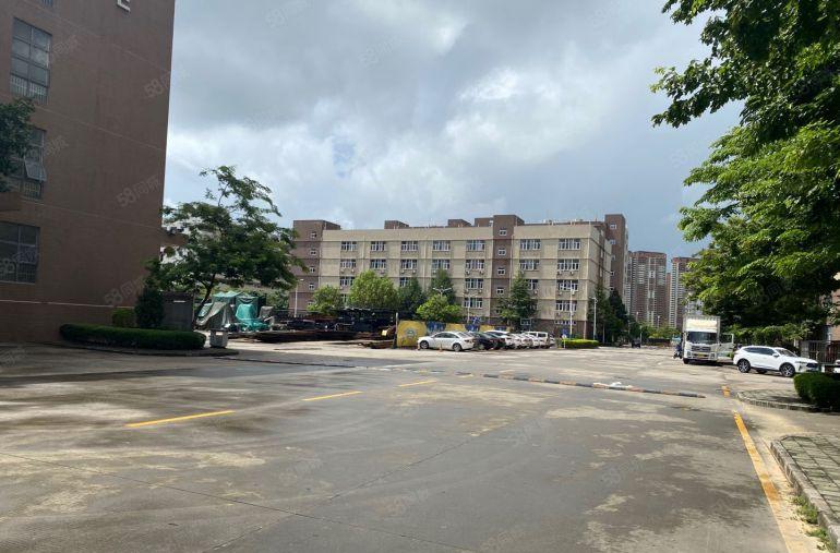 特价挥泪特价龙岗爱联5000平厂房出租精装修给分租办环评