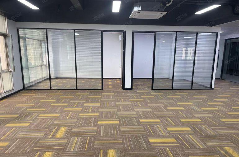 布吉天虹旁精装办公室出租90平 180平 300平大小都有