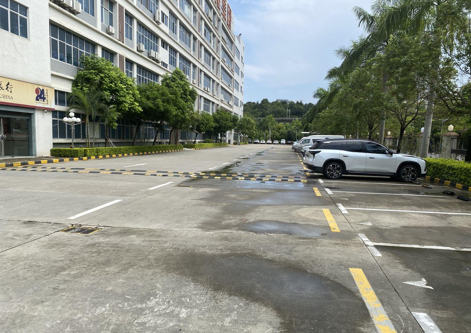 布吉慢城原房东大型园区2000平厂房仓库出租可办各种环评