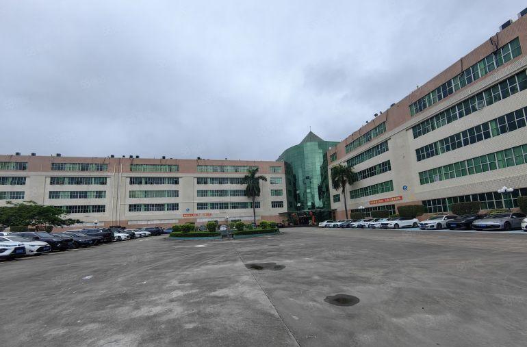 特价19.9秀布吉峰工业区原房东直3000平方130平方起租