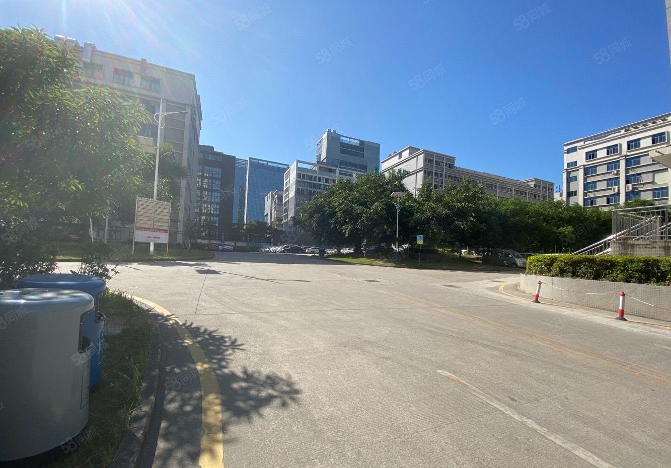 布吉李朗高薪科技园楼上300至2000平带装修主干道边上出租