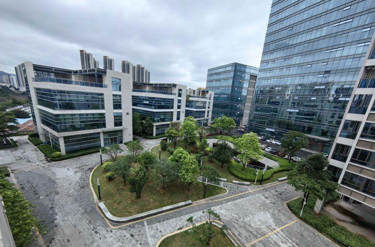 园林式独栋2100平方厂房出租布吉大芬地铁站原房东直租可分租