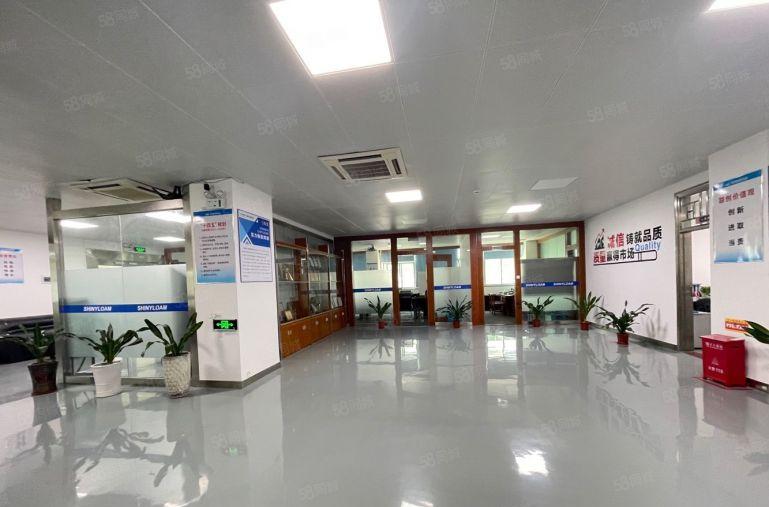 百鸽笼厂房 精装1500平现成办公加仓库带红本实际面积出租