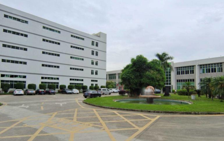 布吉李郎科技园楼上新出300平现成装修办公室仓库厂房低价出租