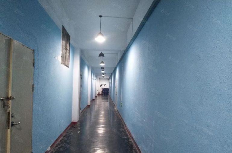 布吉上水径厂房仓库小面积130平200300平米