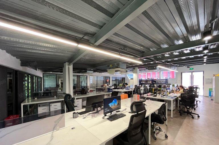 布吉地铁口原房东厂房1200平带精装修办公室仓库出租可分租