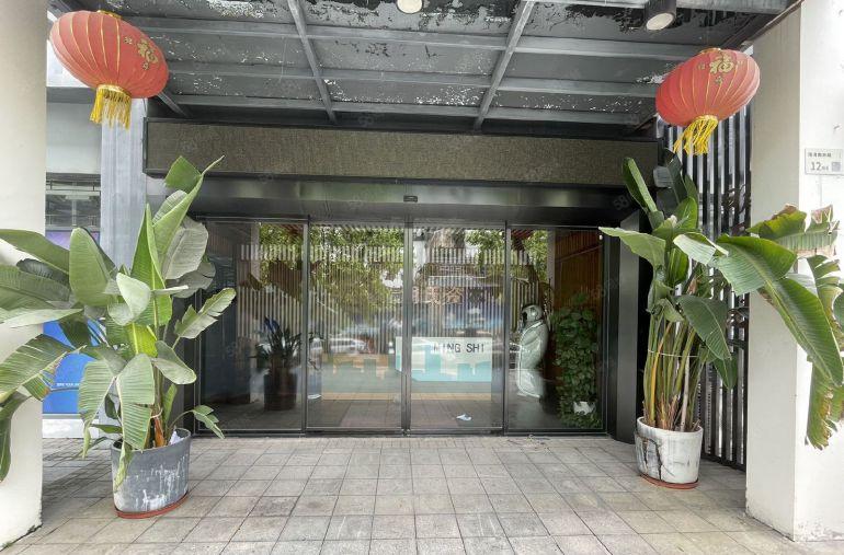 45元独院一楼650平精装办公室房东直租配专车位家私空调