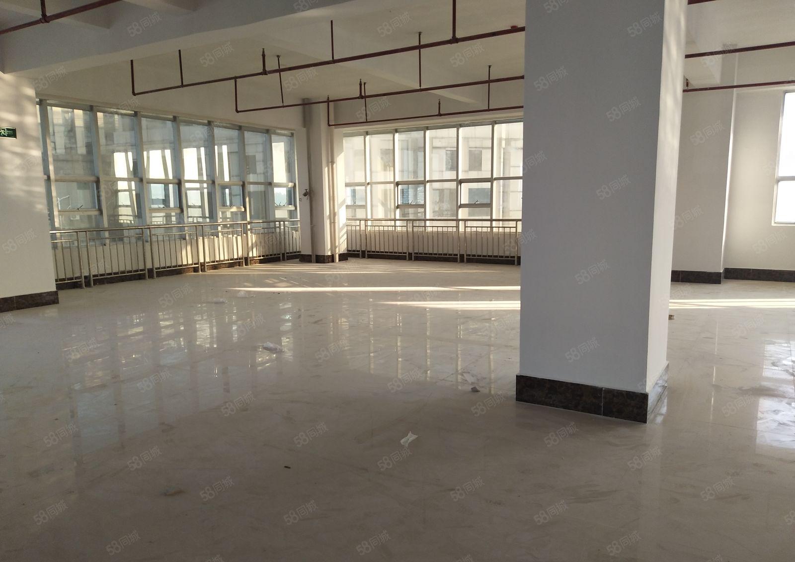 布吉上李朗工业园原房东直租一楼楼上2088平米带装修，实用高