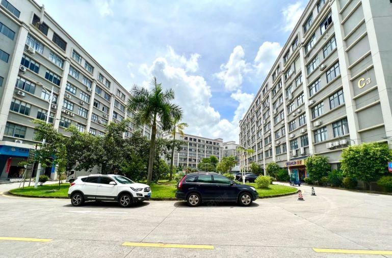 布李朗厂房出租地铁口楼上1200平精装修厂房办公仓库出租可分