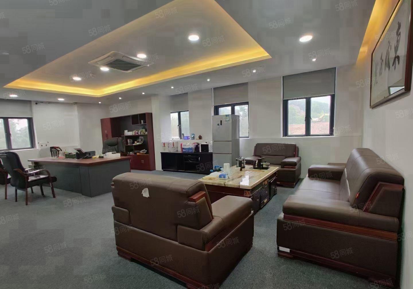 布吉凉帽地铁囗 生物医疗带无尘车间 整层2703 豪华装修