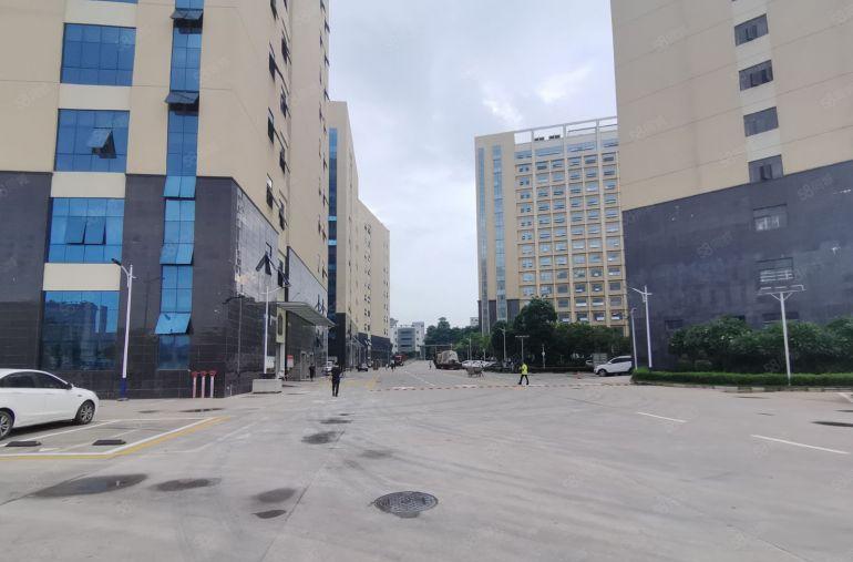 开发商直租！布吉丹竹头地铁口工业园2000平厂房出租无公摊