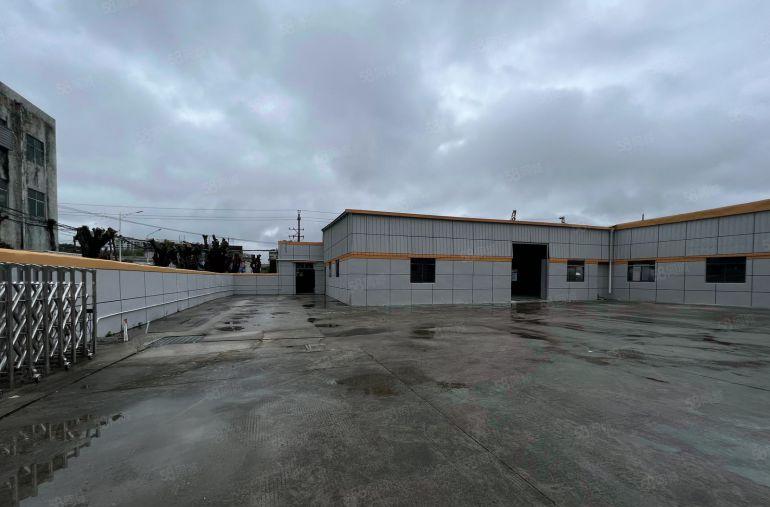 布吉上李朗地铁口一楼厂房980平方仓库出租带卸货平台空地超大