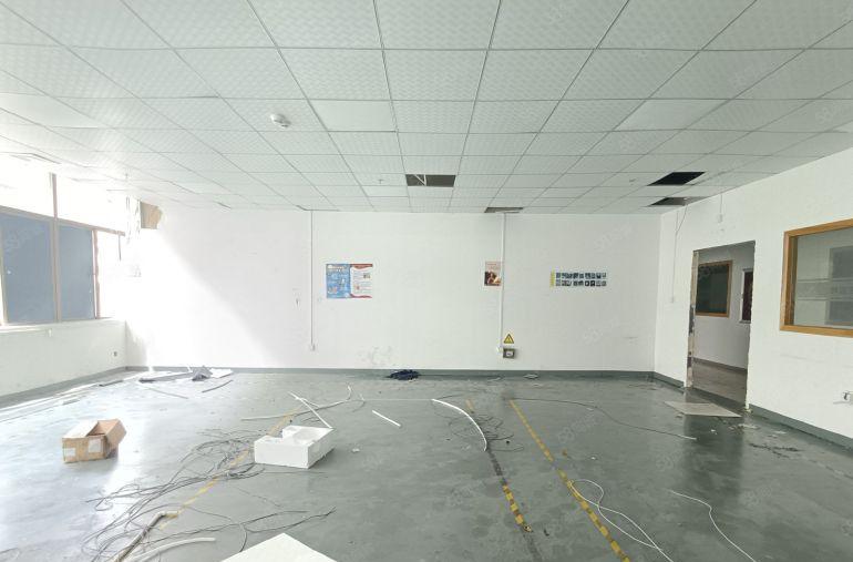 布吉丹竹头6000平独栋厂房出租原房东实际面积层高6米可分租