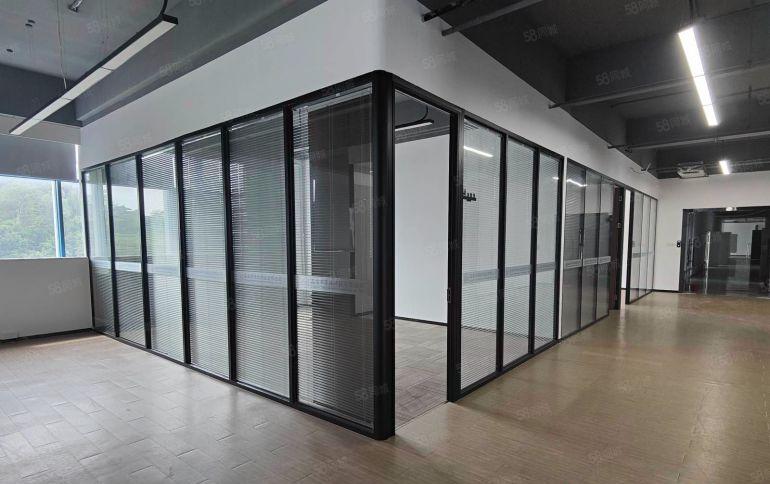 高新产业园丨布吉丹竹头一二楼新出2000平精装修厂房仓库出租