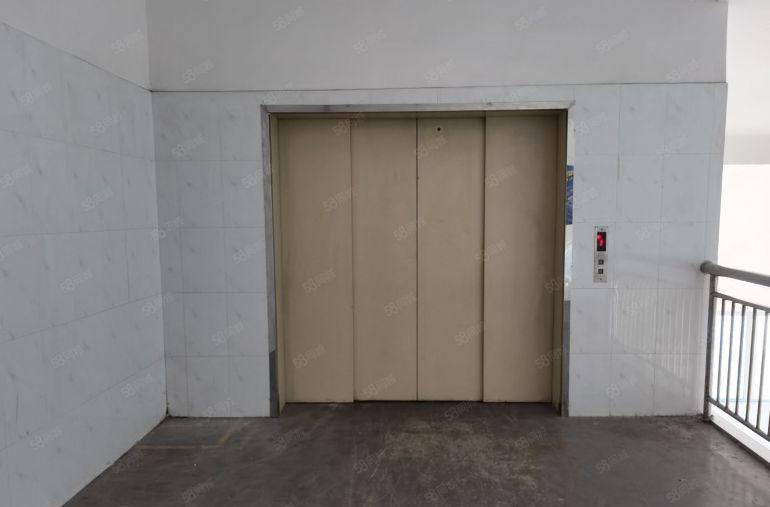 布吉丹竹头原房东直租800平红本厂房 实际面积出租