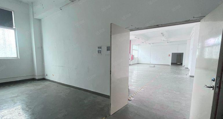 深圳布吉地铁口办公仓库大小分租现成装修行业不限