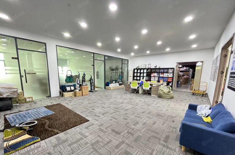 布吉地铁口原房东红本工业园整层1000平米精装修厂房出租