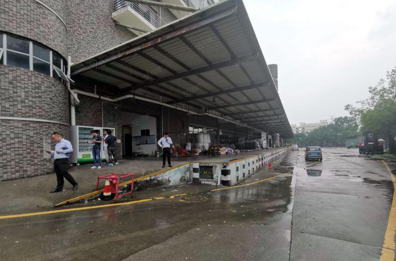 200平起布吉上李朗原房东红本厂房出租近地铁口大小可分租