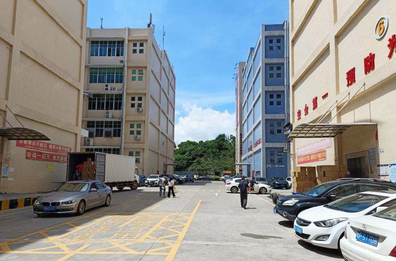 布吉红本厂房出租 带装修2000平可分租 工业园低价仓库出租