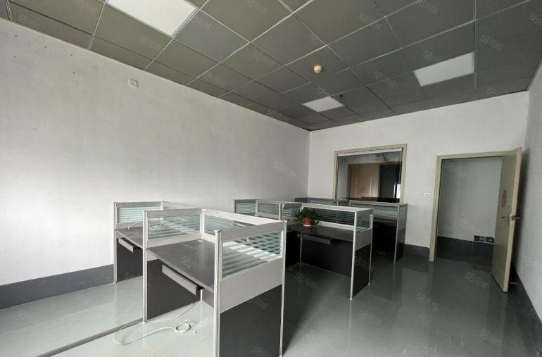 布吉上李朗红本厂房2460平方出租带装修卸货平台形象好易招工