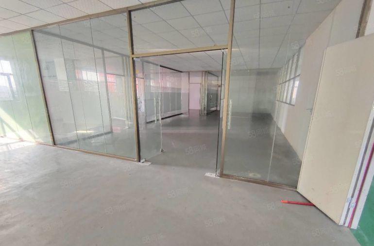 龙岗区布吉大芬工业区内500平米精装修仓库厂房出租精装办公室