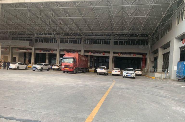 布吉丹竹头新出原房东带卸货平台一楼2000方厂房出租！