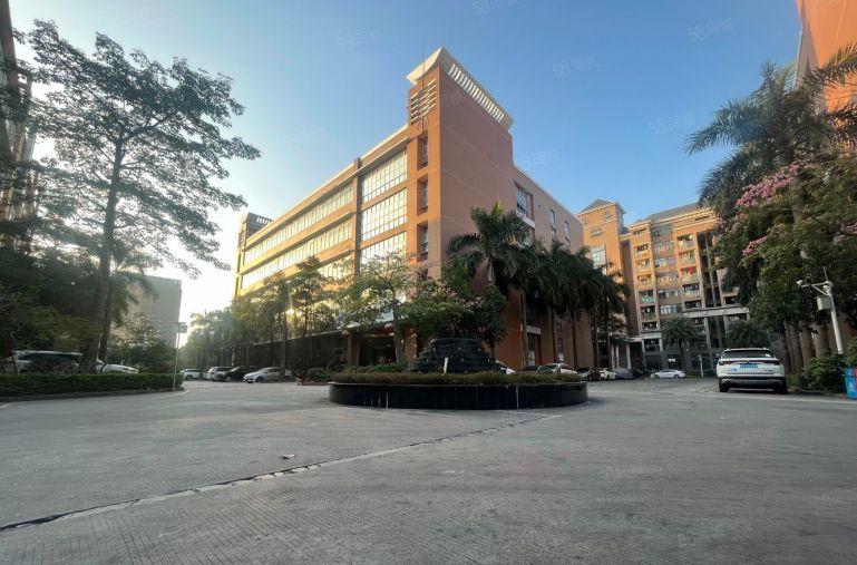 布吉上李朗主干道旁厂房出租2000平，带精装修办公室无尘车间