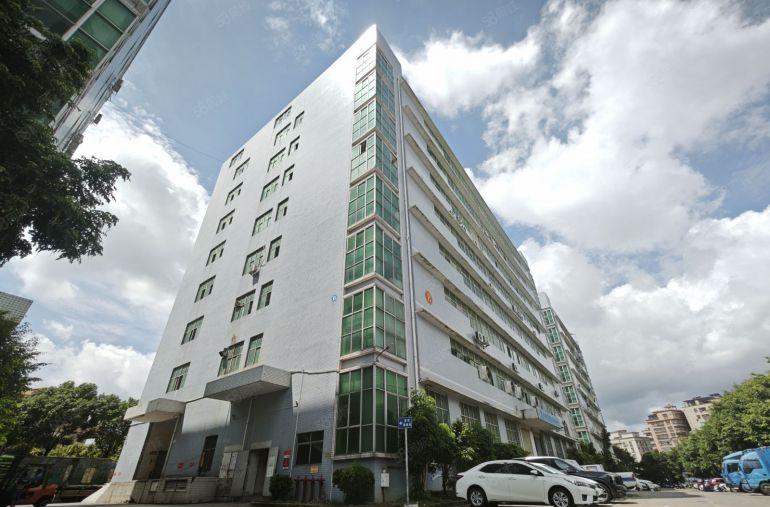 布吉李朗地铁口2000平精装修标准厂房办公仓库200平起分租