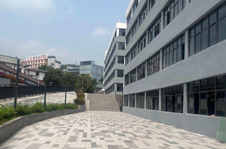 布吉西环路长龙地铁口独栋6000平方红本厂房出租，可以分租。