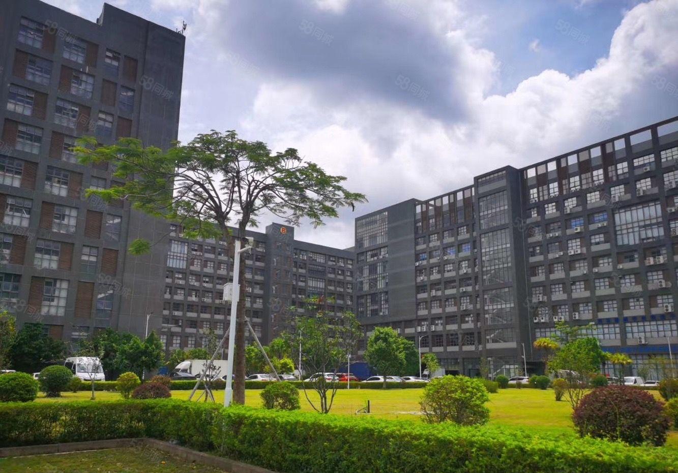 布吉秀峰工业城三楼900平米电商物流仓库招租