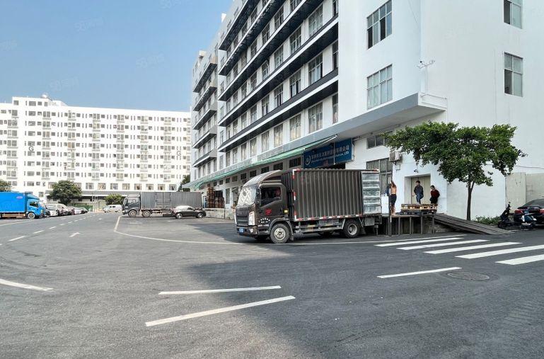 布吉李朗整栋3万平厂房出租 大型工业区 带卸货平台